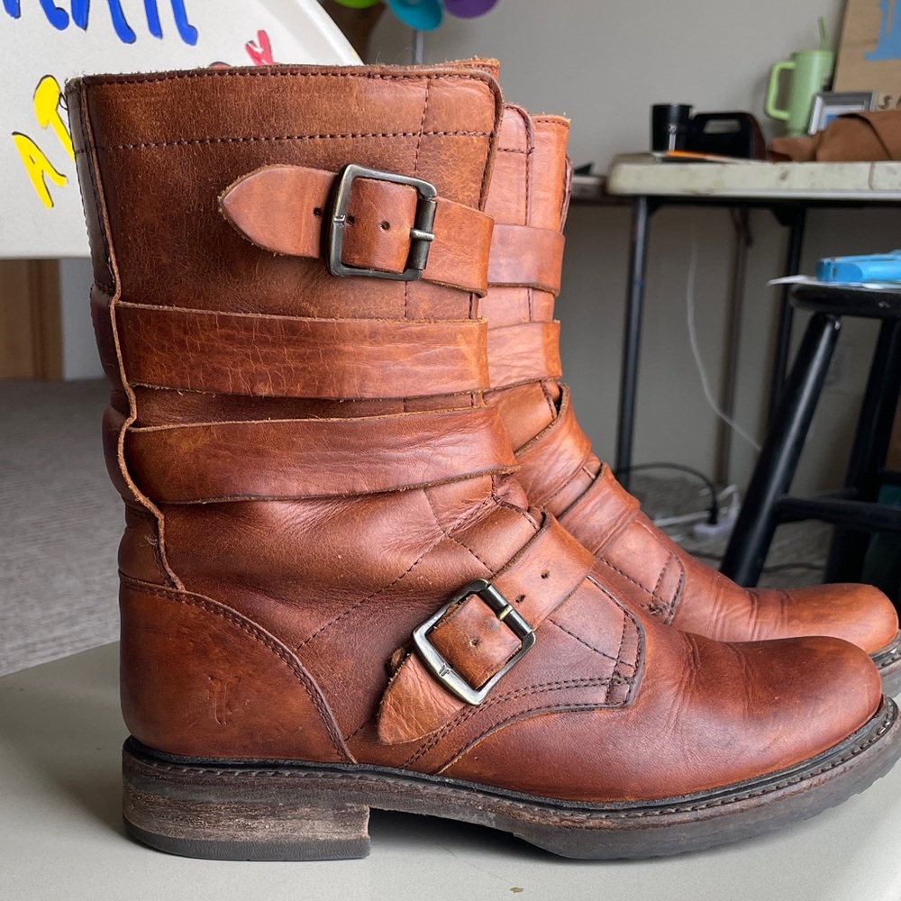 Frye boots - Picture 2 of 8